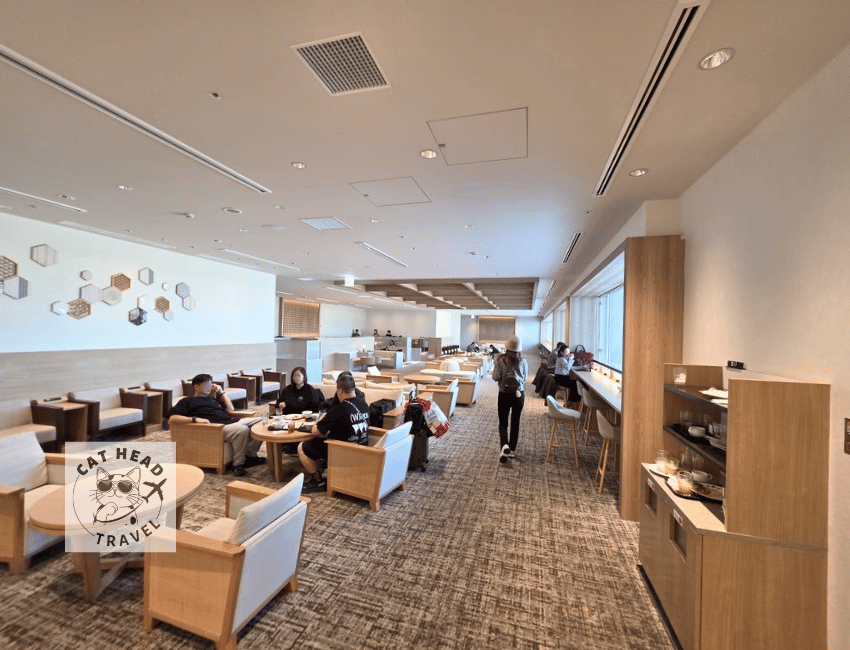 Lounge Fukuoka (Fukuoka Airport Lounge)