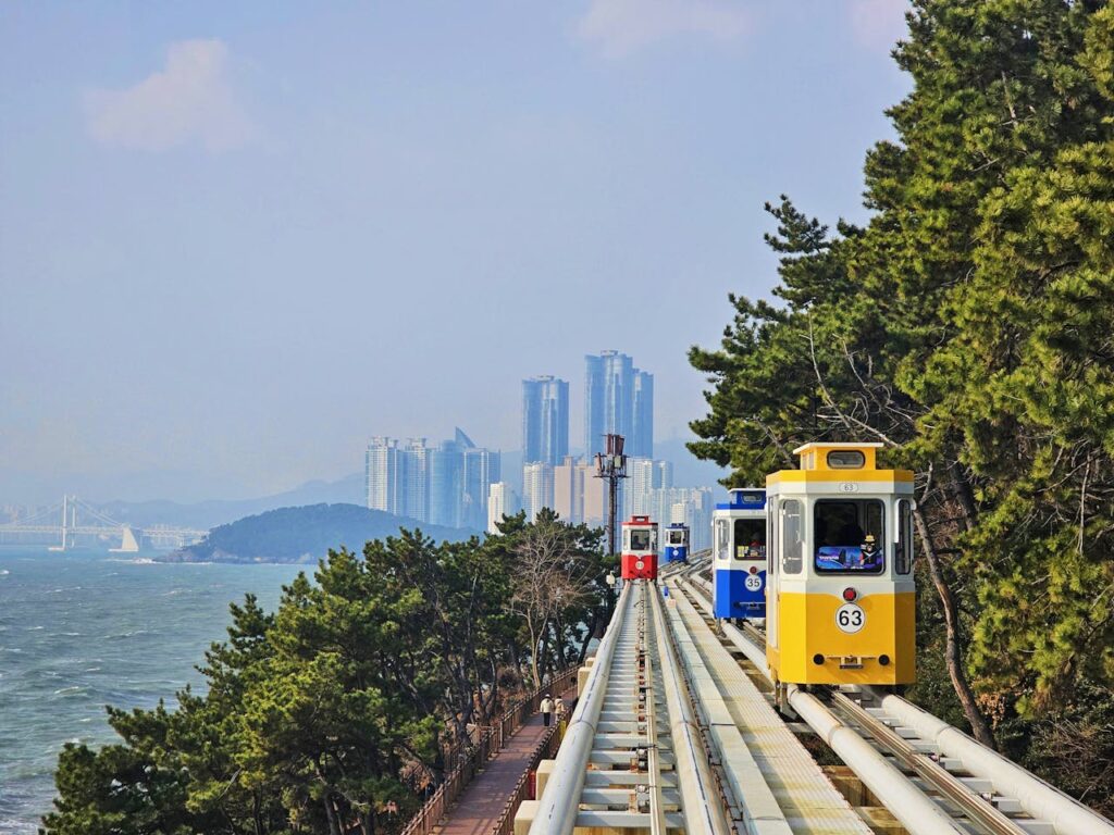 海雲台藍線公園 Haeundae Blueline Park