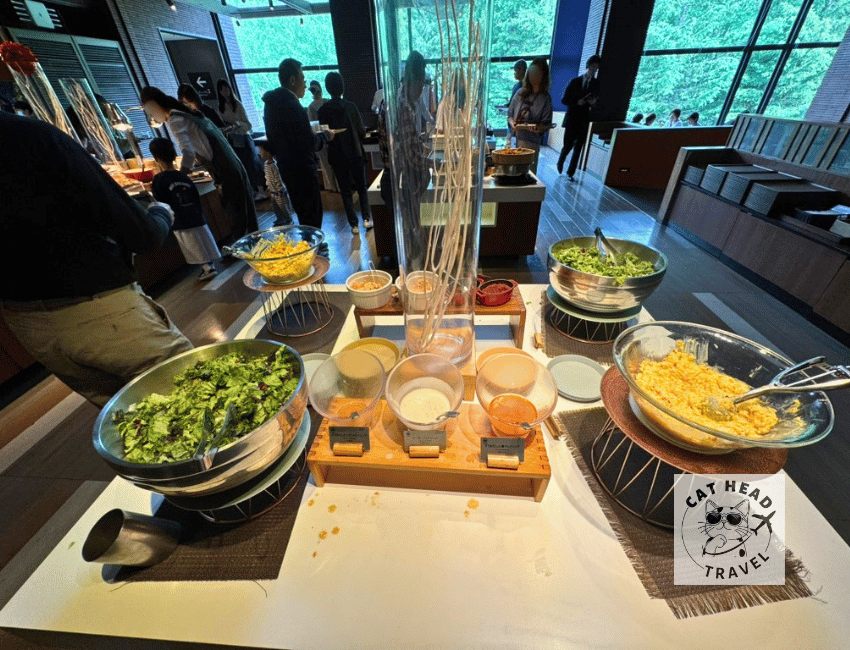 Breakfast at Buffet Dining hal