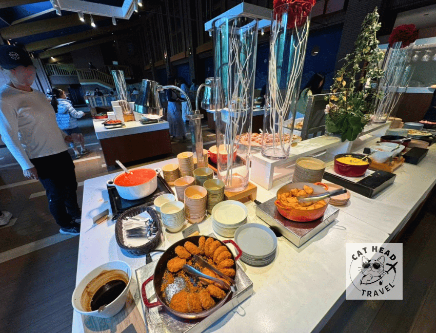 Breakfast at Buffet Dining hal