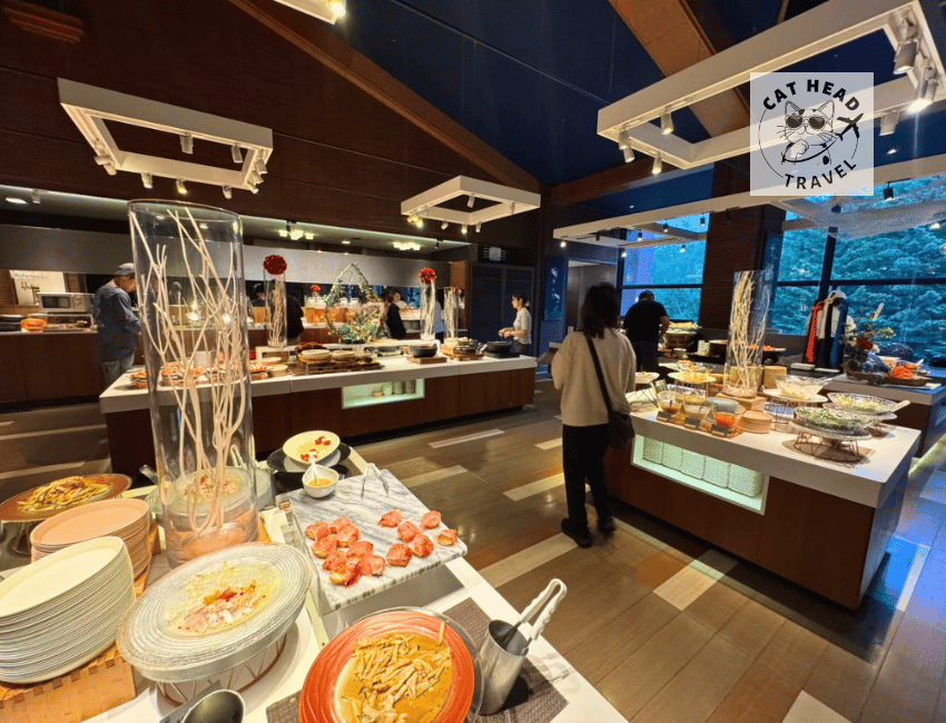 Dinner at Buffet Dining hal