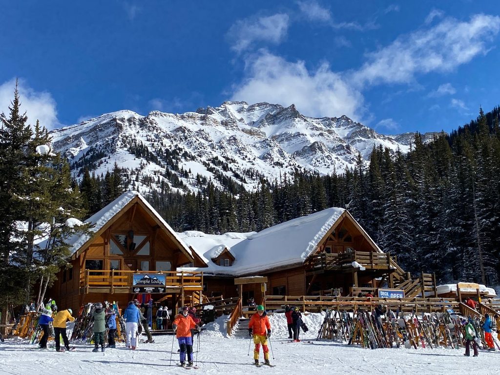 露易絲湖滑雪場 Lake Louise Ski Resort