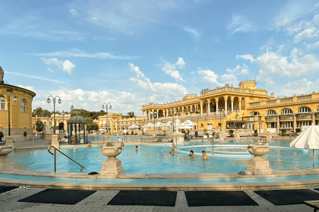 塞切尼溫泉浴場 Széchenyi Thermal Bath