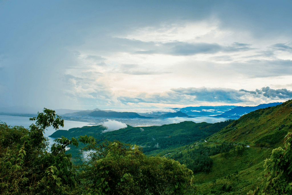 海雲嶺 Hai Van Pass