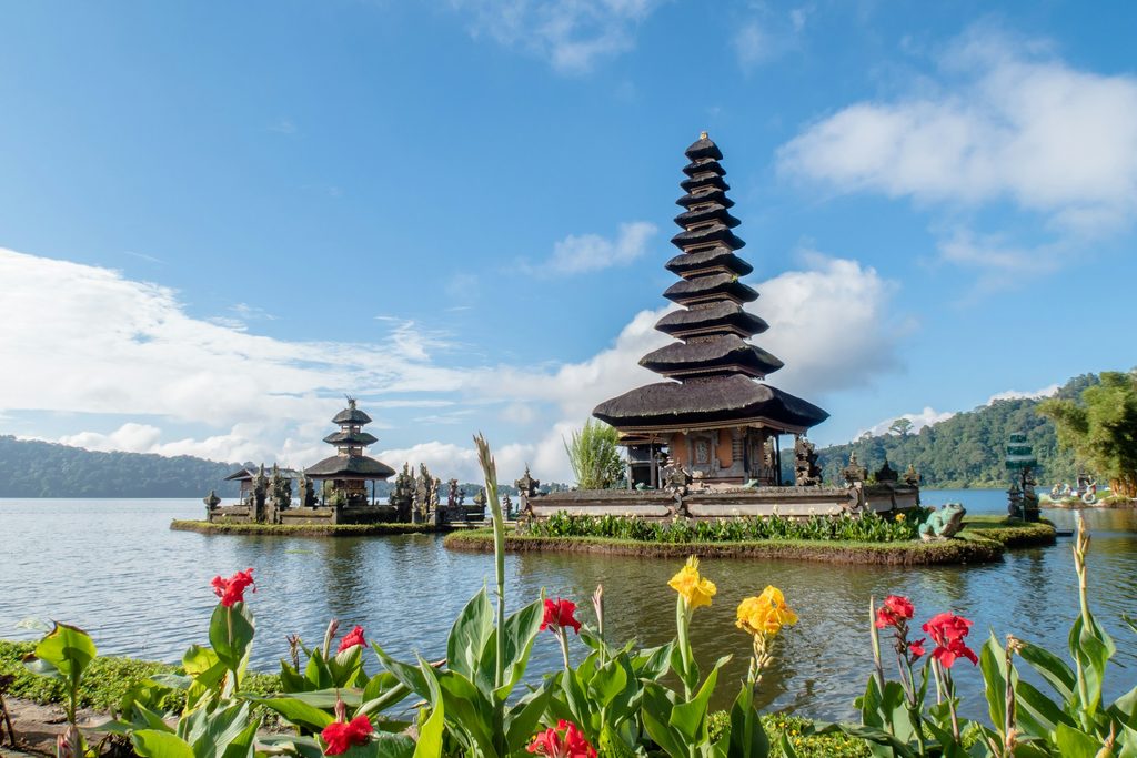 烏倫達努貝拉坦寺 Ulun Danu Beratan Temple